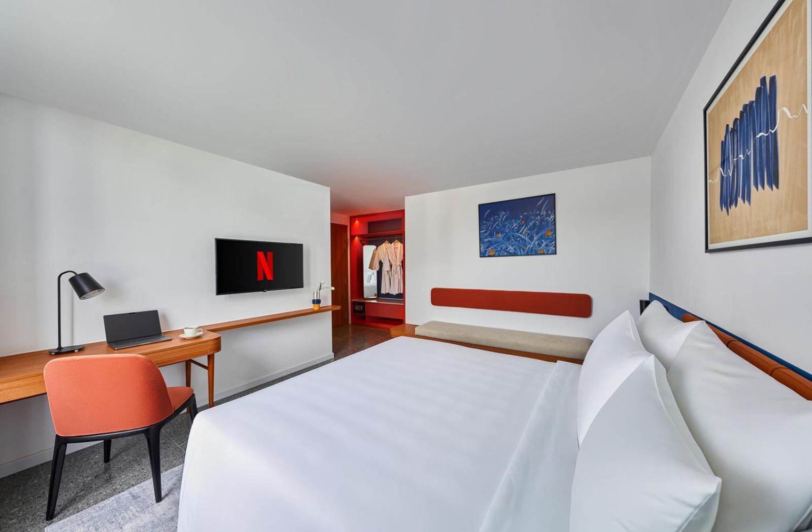 Phòng Deluxe Giường Đôi Có Bồn Tắm